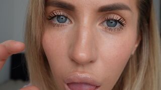 Zoe ASMR Your Brain Will Melt From These Mouth Sounds