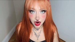 Dee Moo Ra: Horror Staring ASMR (No Talking)