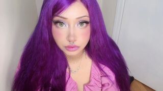 Dee Moo Ra: Silent Staring ASMR and Positive Affirmations