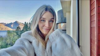 Simply Kel: ASMR On A Balcony In Queenstown | Relax In New Zealand With me ⛰️❄️