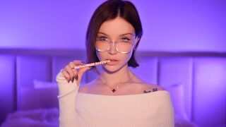Dainty Wilder: ASMR Astronomy Quiz... (Each Question Gets Harder)