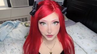 Dee Moo Ra: Red Light, Green Light ASMR (except there is no green light)