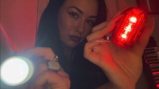 Maggy: [ASMR] bright light triggers!! FAST EDITION