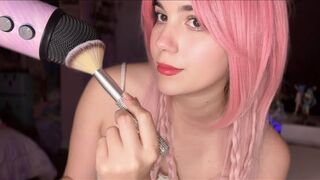 Miss Aly: mic brushing ASMR