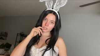 Ari Frost: ASMR: You Run Into Your Crush At A Halloween Party 🤍 🎃