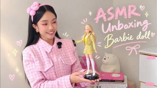 Nikki: ASMR Unboxing Barbie Doll